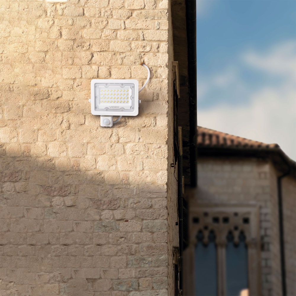 Proiector LED VIDEX-FLOOD-LED-PIR-LUCA-30W-NW